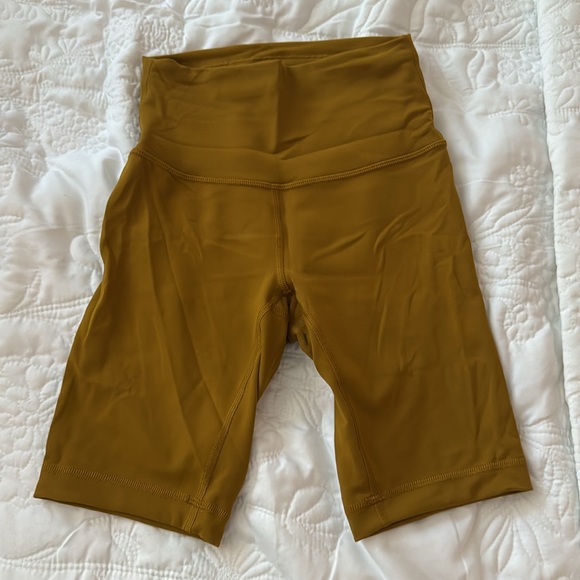 LULULEMON BIKER SHORT SIZE 2 - Picture 3 of 4